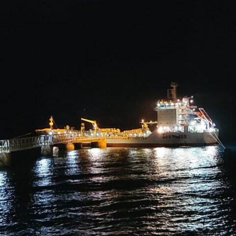unloading-in-linoperamata